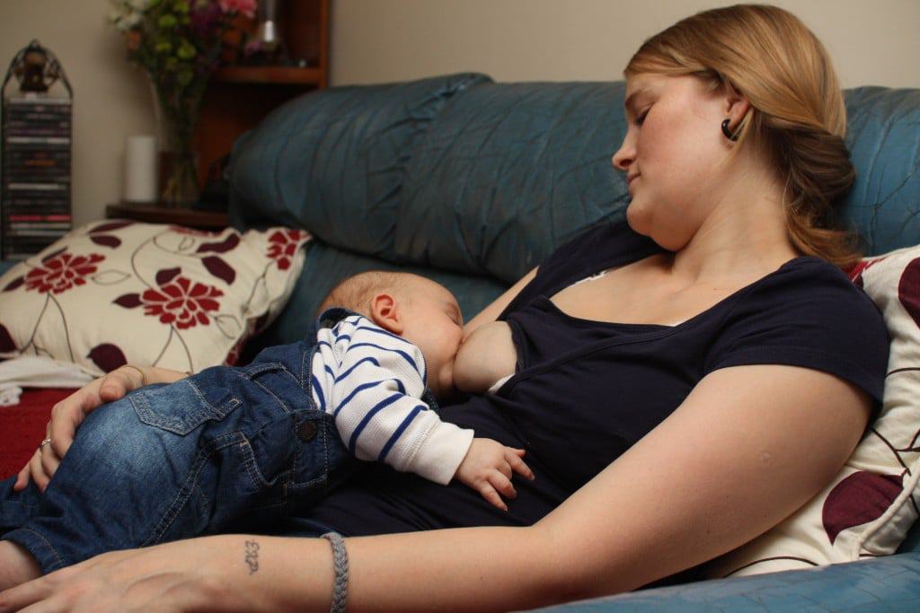 Positioning & Attachment – La Leche League GB
